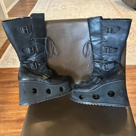 Vintage Hot Topic Goth Boots Platform Old School Size 7 Tall Buckles Springs - Picture 1 of 10